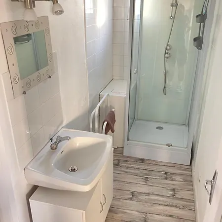 Prázdninový dům La Maisonnette 2personnes Le Rdc A 1200m De La